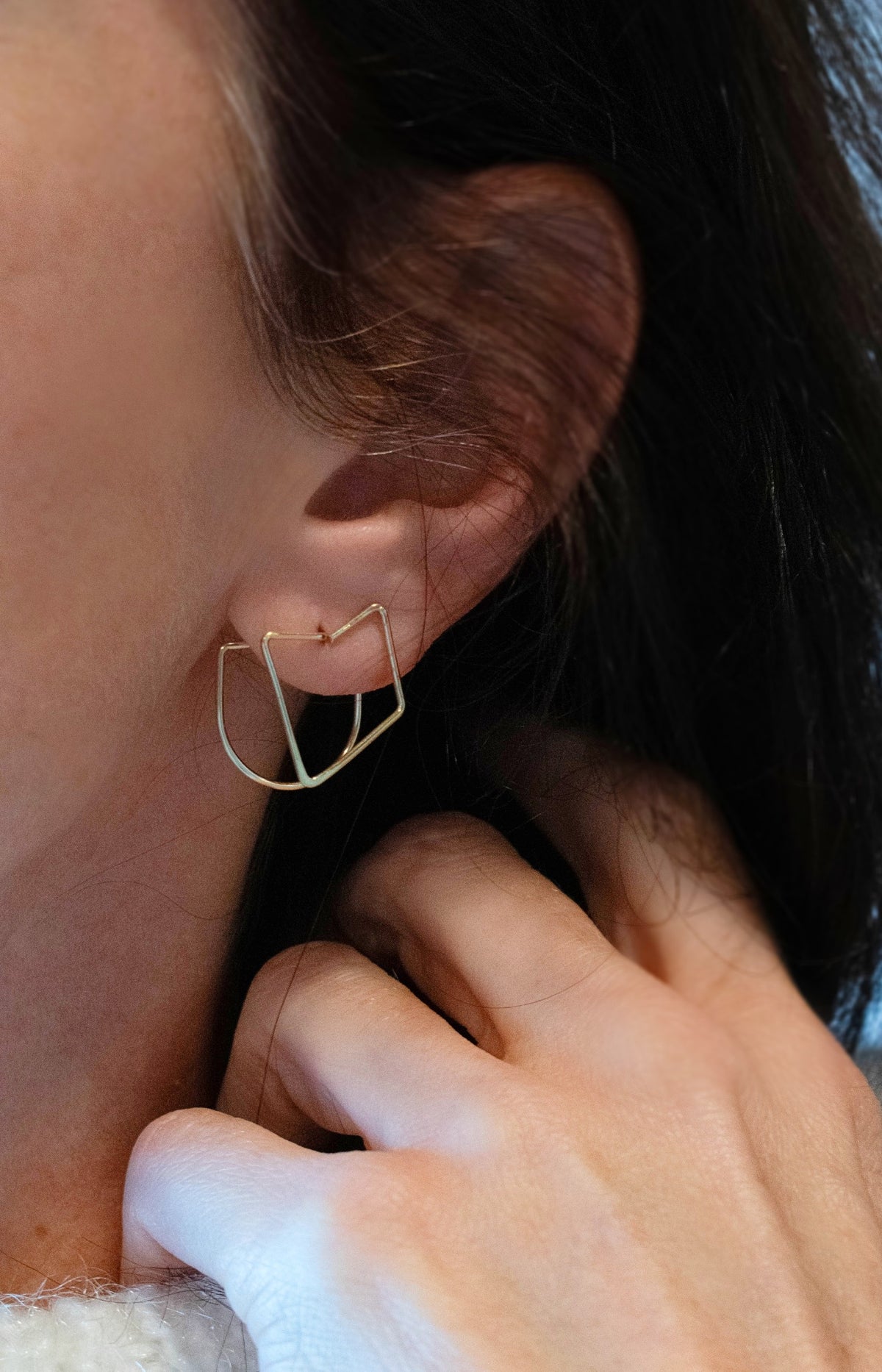 Boucles d'oreilles architecturales asymétriques